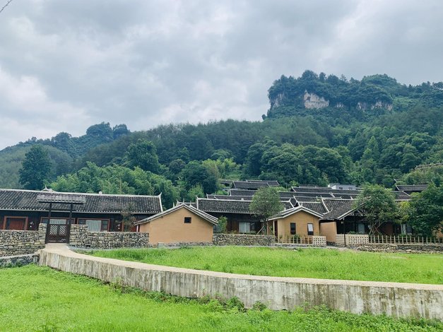 【铜仁牙溪生态农场九十间民舍】地址:谢桥街道牙溪村 艺龙旅行网