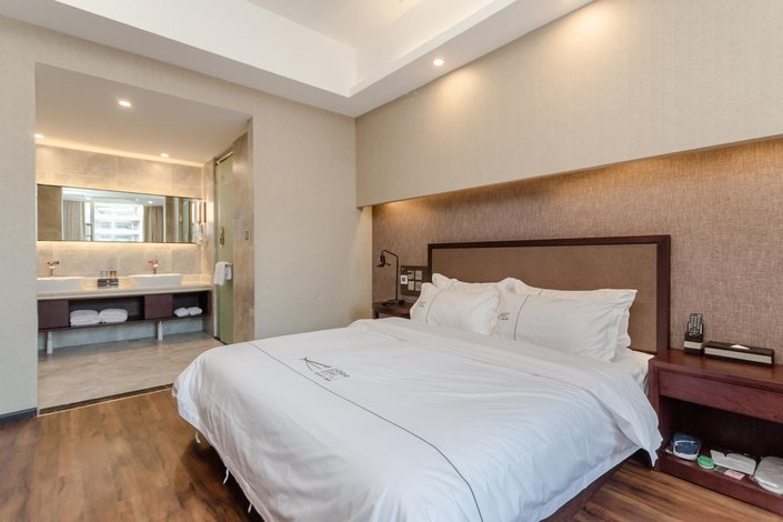 逸尚东方酒店(西昌邛海湿地店)