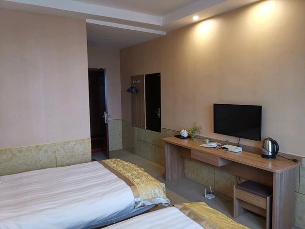 【响水浩凡快捷宾馆】地址:小尖镇204国道东侧(锦绣花厂旁) – 艺龙