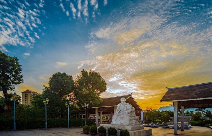 【安溪金三角酒店】地址:湖头镇车站斜对面(近安湖路) – 艺龙旅行网