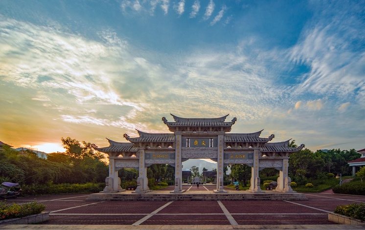 【安溪金三角酒店】地址:湖头镇车站斜对面(近安湖路) – 艺龙旅行网