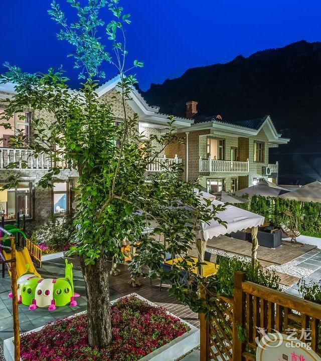 十渡桃溪墅民宿