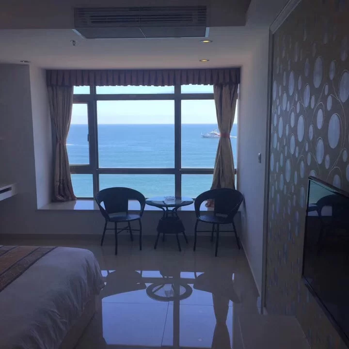 汕头南澳维多利亚海景公寓(南滨路游客中心分店),地址：南澳县汕头南澳县海滨路中段,预订价格,联系电话,地址位置【同程酒店】