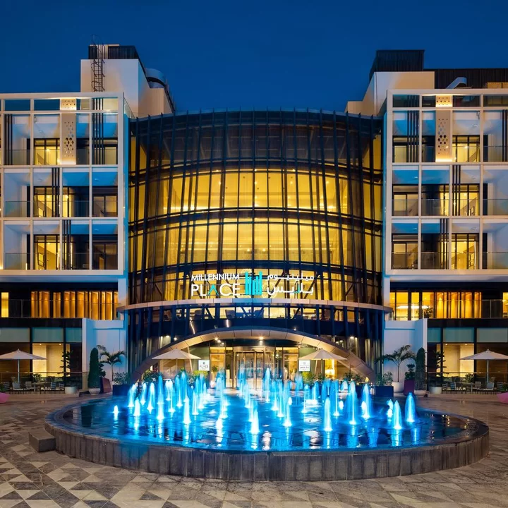 米爾迪夫千禧廣場