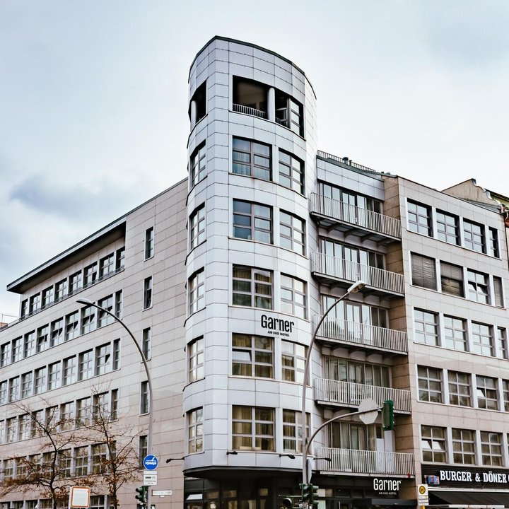 柏林舍訥貝格加納酒店