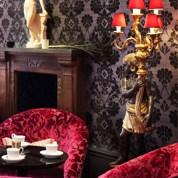 Dorsia Hotel & Restaurant