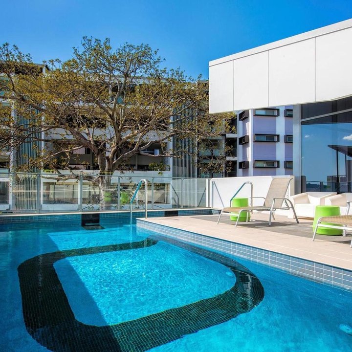 Code Apartments
