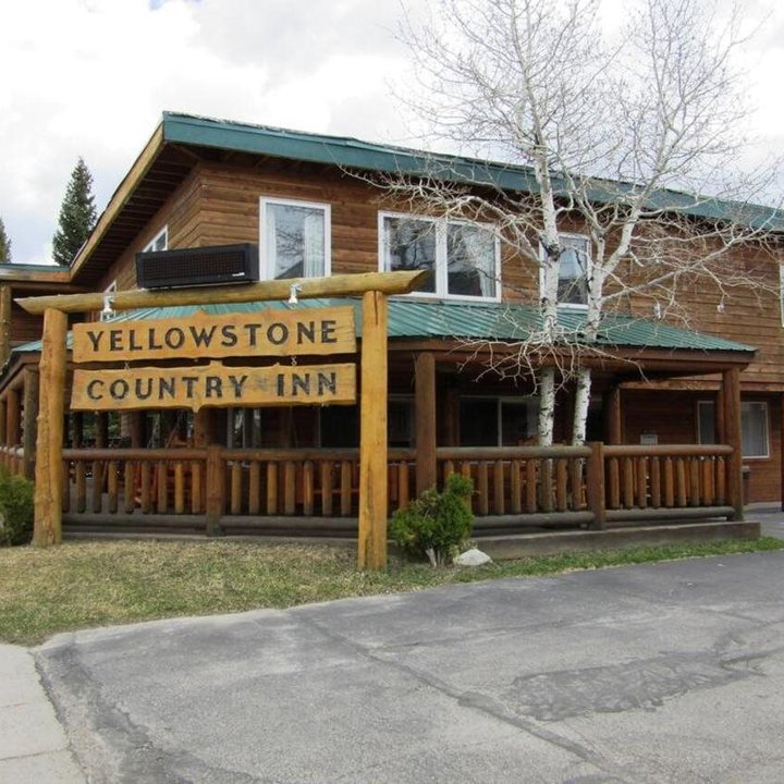 Yellowstone Country Inn