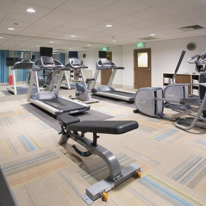 Holiday Inn Express & Suites San Jose – Silicon Valley