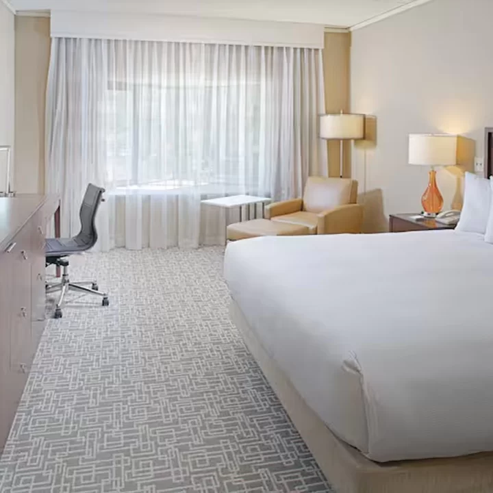 波士頓/達哈姆希爾頓酒店