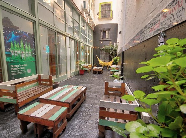 Play Hostel Arcos
