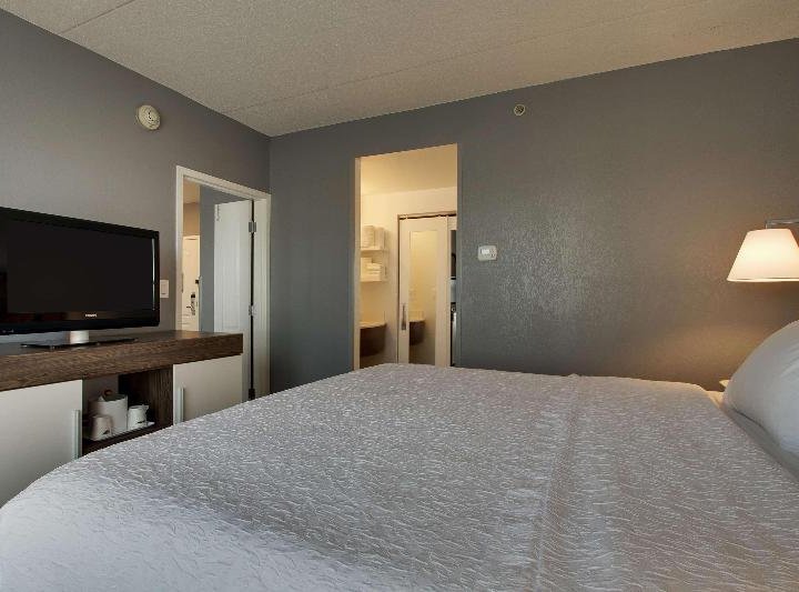 Hampton Inn & Suites Chicago/Aurora