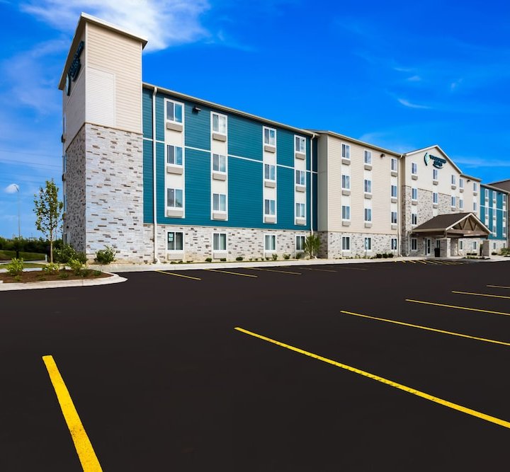 WoodSpring Suites Chicago Addison