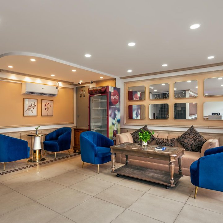 SAZI Erato Hotel - Free Airport & Breakfast