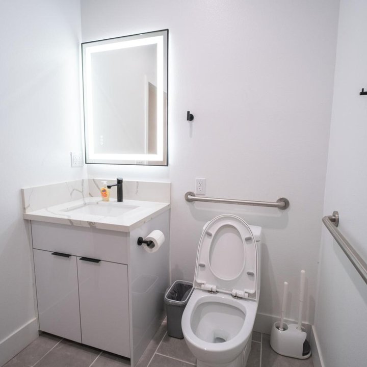 Stylish Private Room by Downtown LA