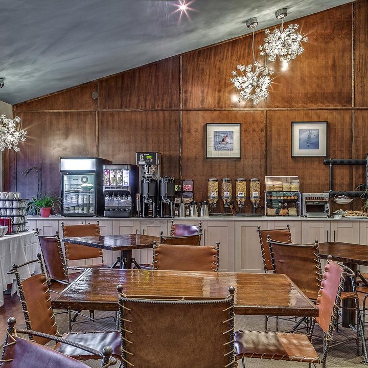 Listel Whistler, a Coast Hotel