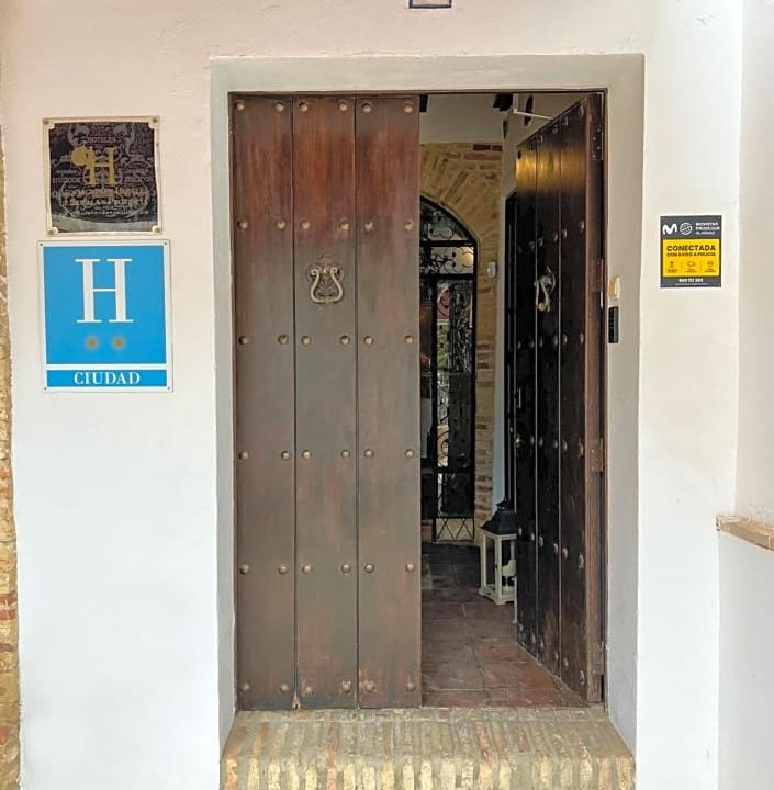 塞爾維利亞旅館