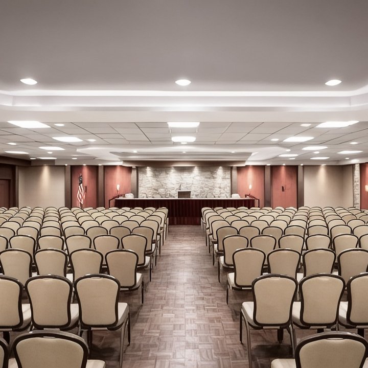 紐瓦克國際機場假日酒店