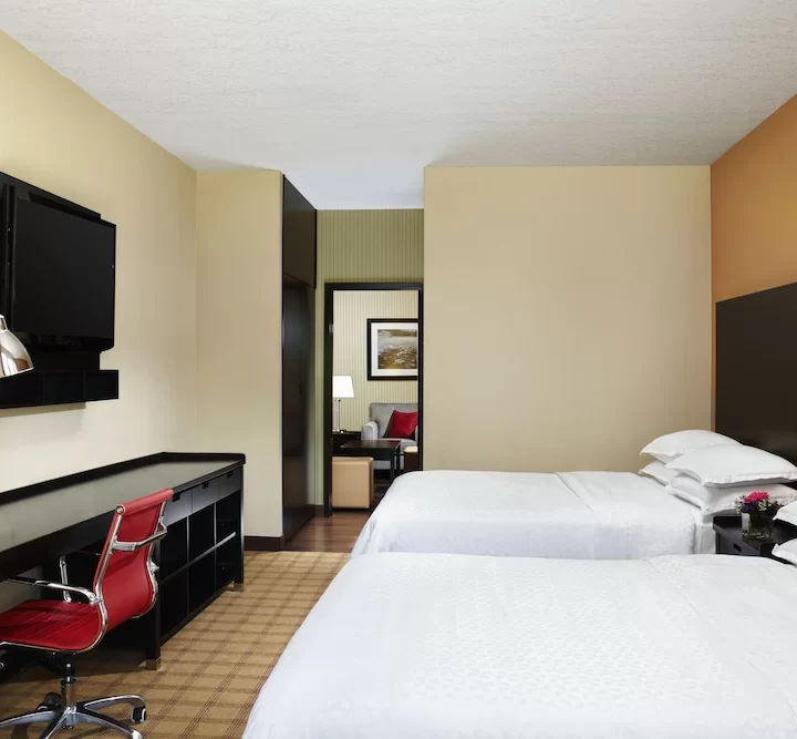 卡爾加里西福朋喜來登套房酒店