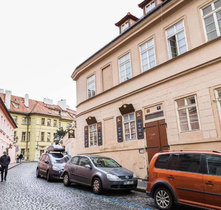 白天鵝精品公寓