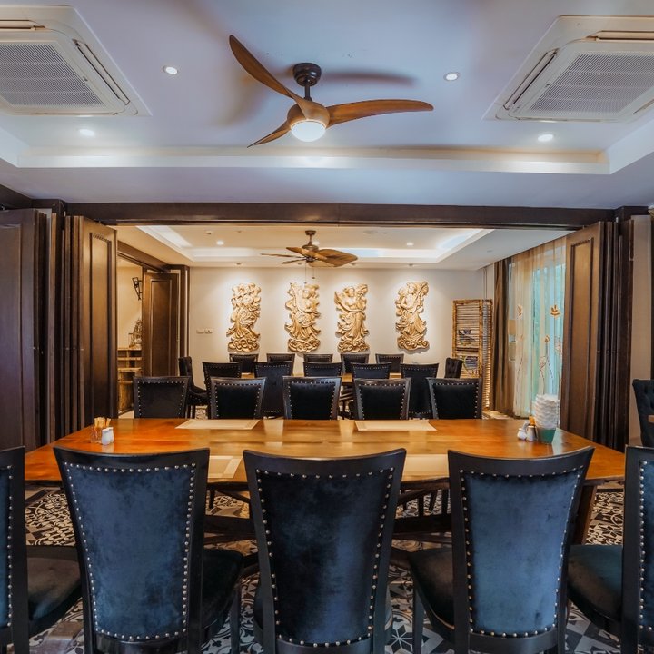 Thang Long Opera Hotel