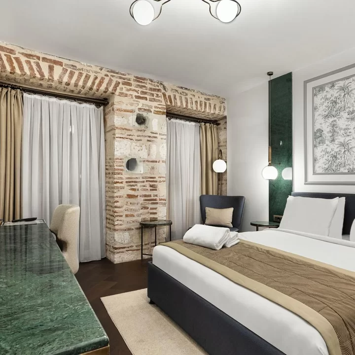 佩拉拉索精品酒店