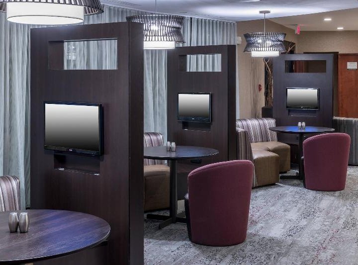 Courtyard West Orange