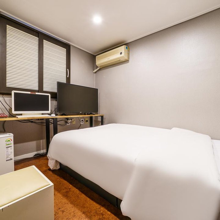 Gangdong (Myeongil Station) Emheim