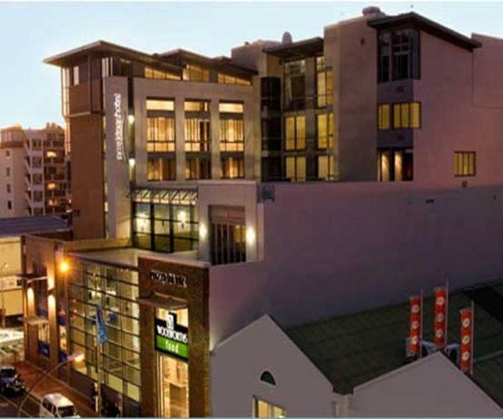 紐金斯精品酒店