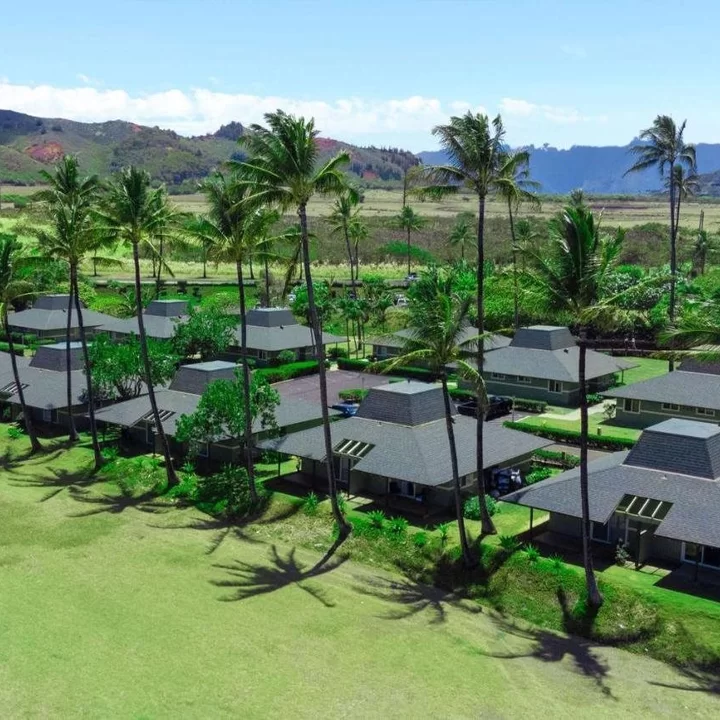 可愛島威奴亞灣希爾頓花園酒店