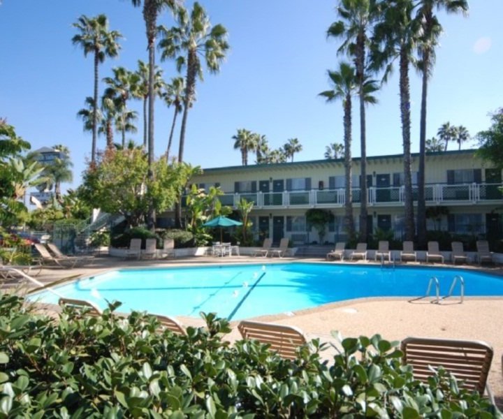 傳統度假村水療酒店