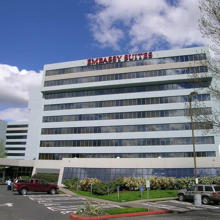 Embassy Suites by Hilton Portland Tigard