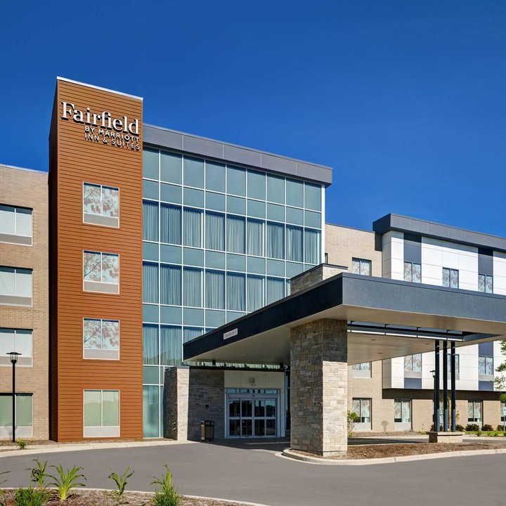 Fairfield Inn & Suites Milwaukee Brookfield