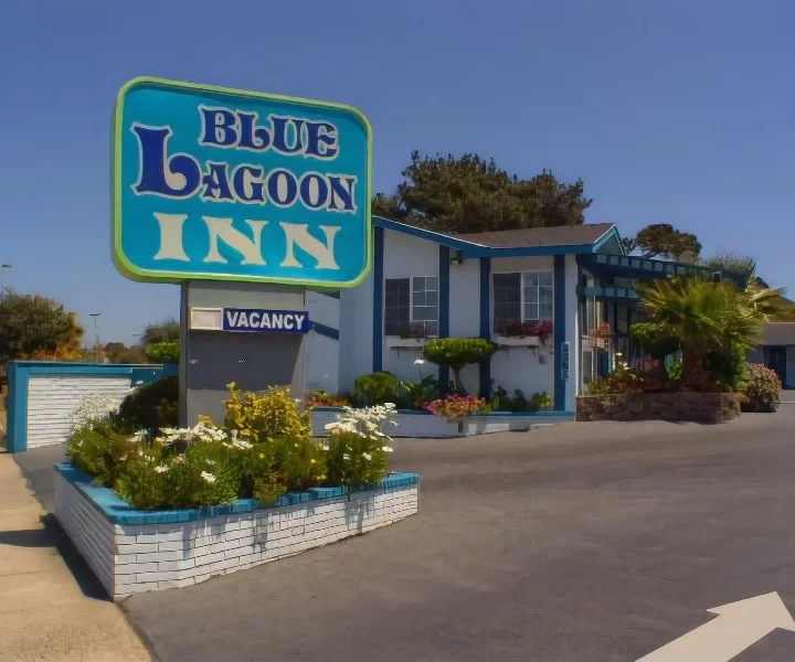 蒙特雷壁爐酒店