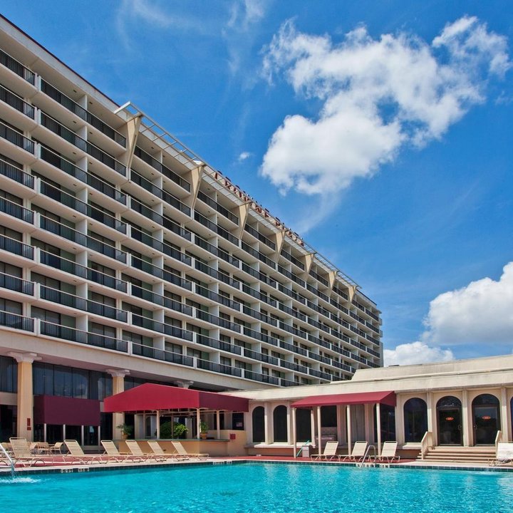 DoubleTree by Hilton Jacksonville Riverfront