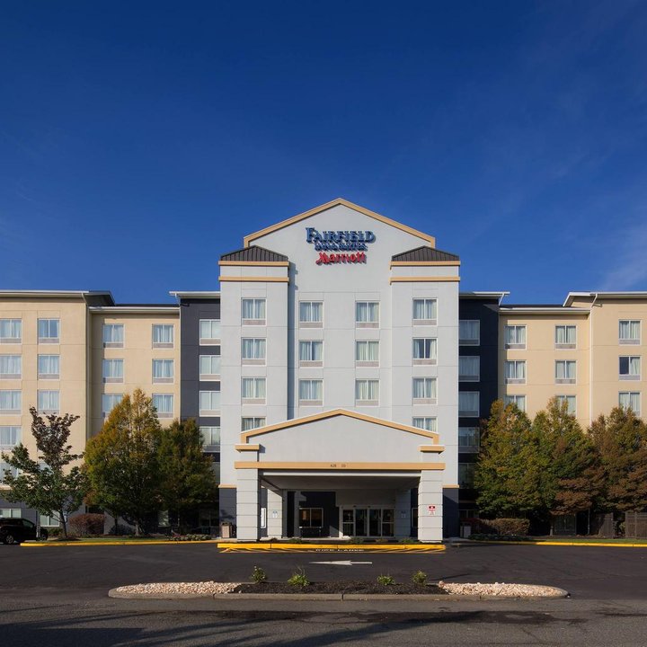 Fairfield Inn & Suites by Marriott Newark Liberty International Airport