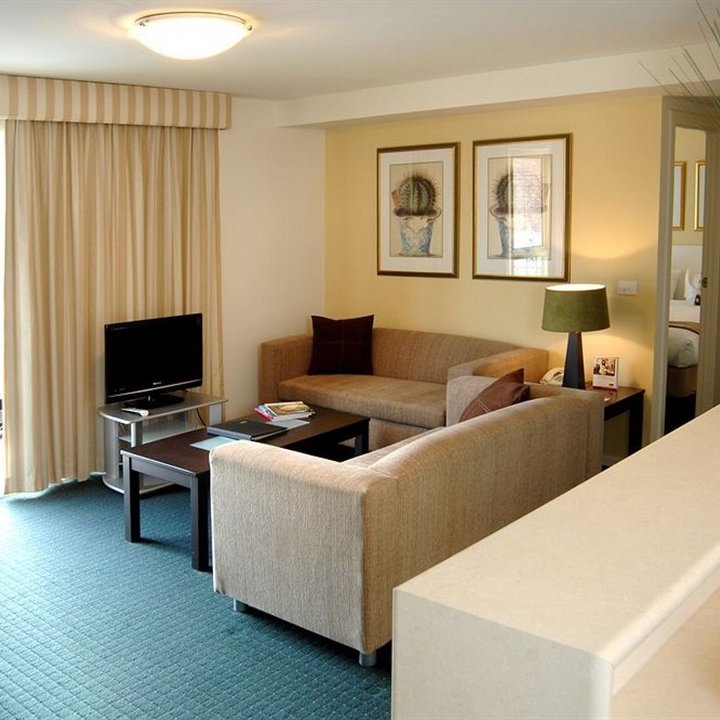 Melbourne Carlton Central Apartment Hotel Official