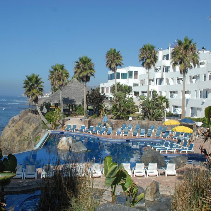 Las Rocas Resort & Spa