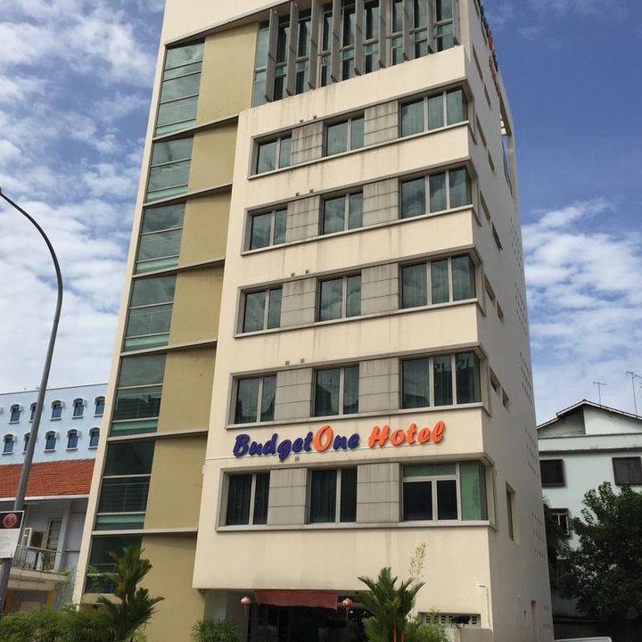 BudgetOne Hotel