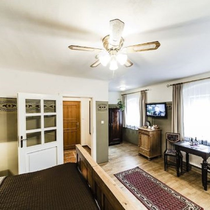 查理大橋阿奇博爾德酒店