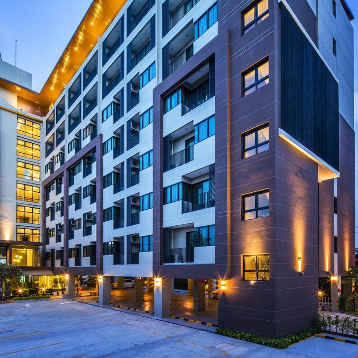 曼谷卡瑟特納瓦閔利沃特爾酒店