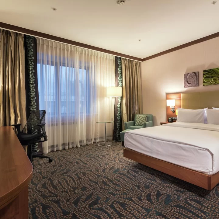 阿斯塔納希爾頓花園酒店