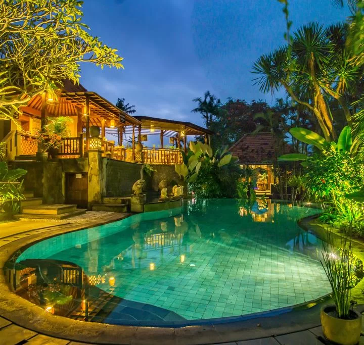 索尼婭烏布別墅酒店