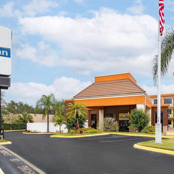 Days Inn by Wyndham N Orlando/Casselberry