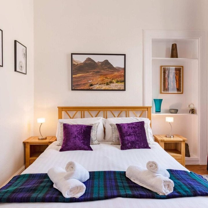 Great Location! 2BD/2 Bath in Centre of Edinburgh