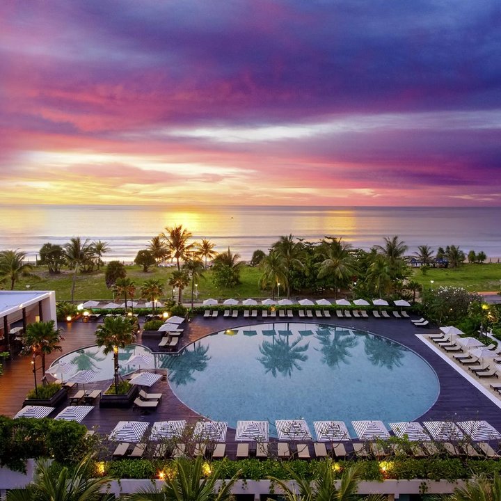 Pullman Phuket Karon Beach Resort