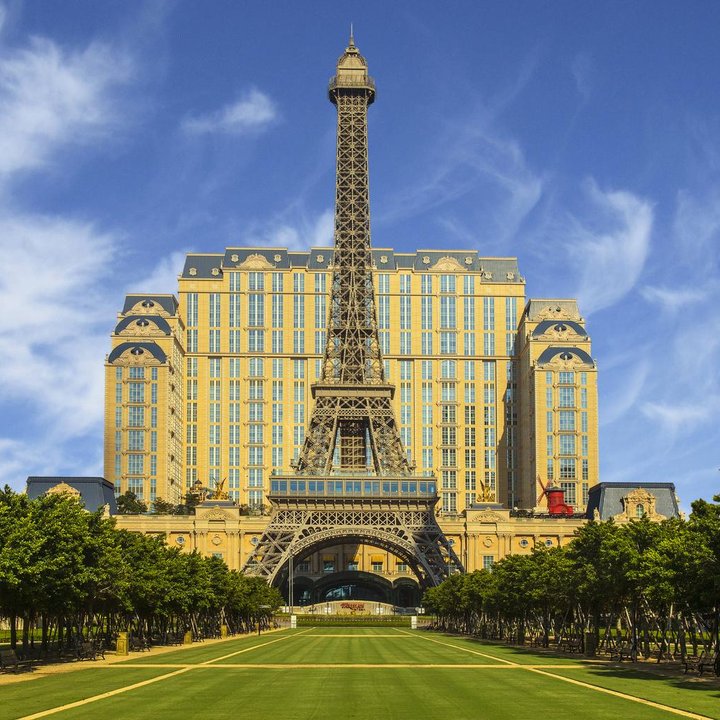 The Parisian Macao