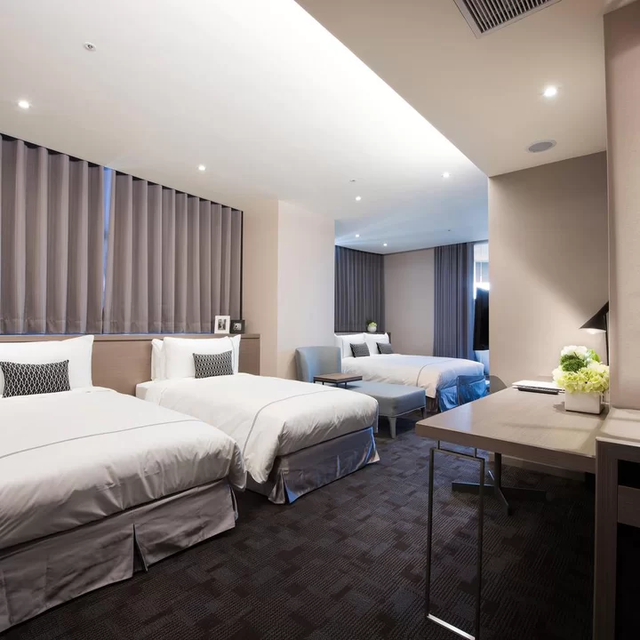 Hotel Reve