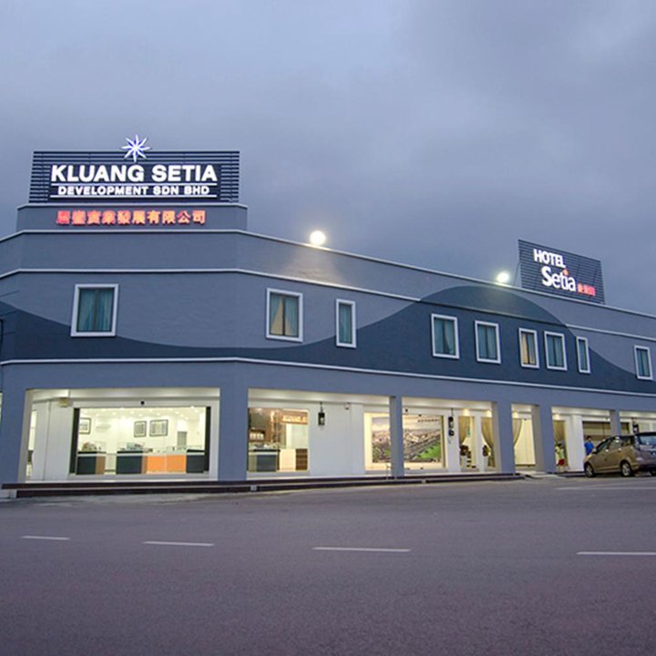 Book Hotel Setia Now and Enjoy Discounts! - HopeGoo