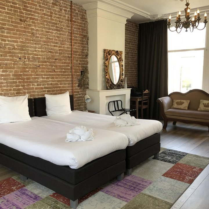 Nine(T)Teen B&B